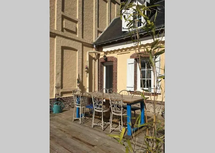 A 600m de la plage 6pers Meublé de tourisme 3 étoiles La Villa des Grottes